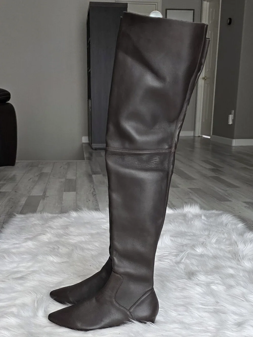 Leon Max Over-the-Knee Brown Fine Genuine Leather-Look Women's Boots